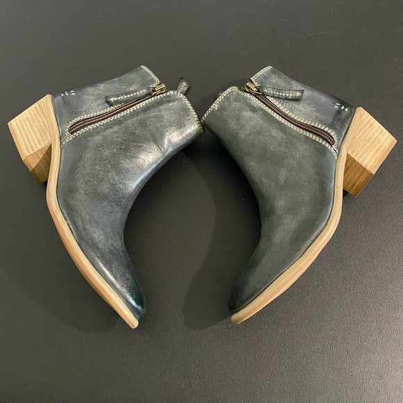 Bed Stu Roan Liz Leather Ankle Chelsea Boots Size 6 Black Epica Wash - Picture 7 of 14